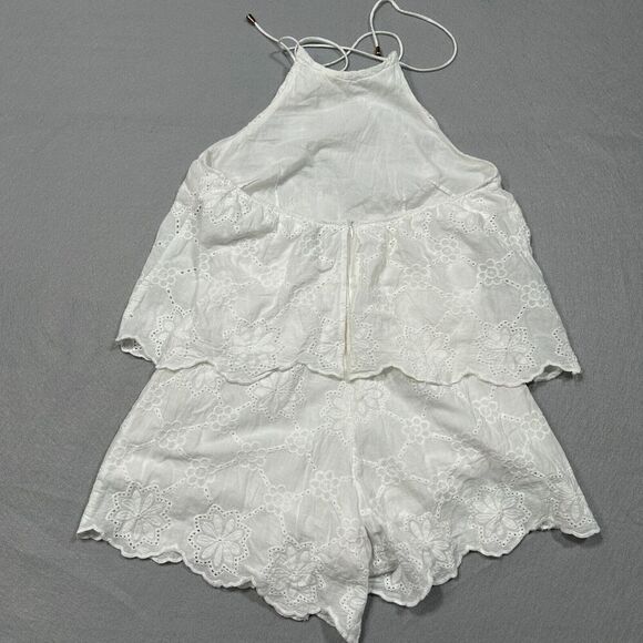 Petal and Pup Halter‎ Romper Womans 6 White Eyelet Ruffle Scallop High Neck - Picture 5 of 11